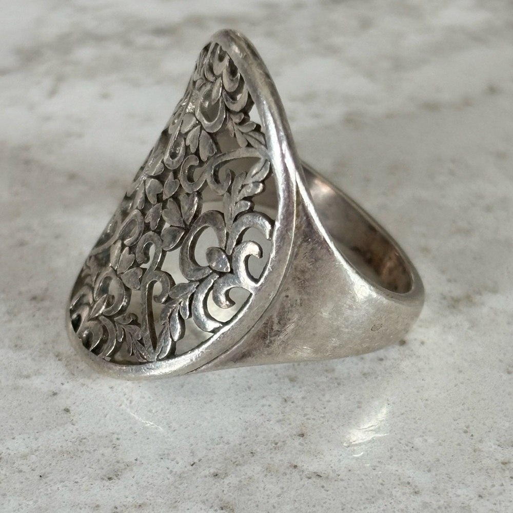 Sterling Silver Filigree Ring View 3